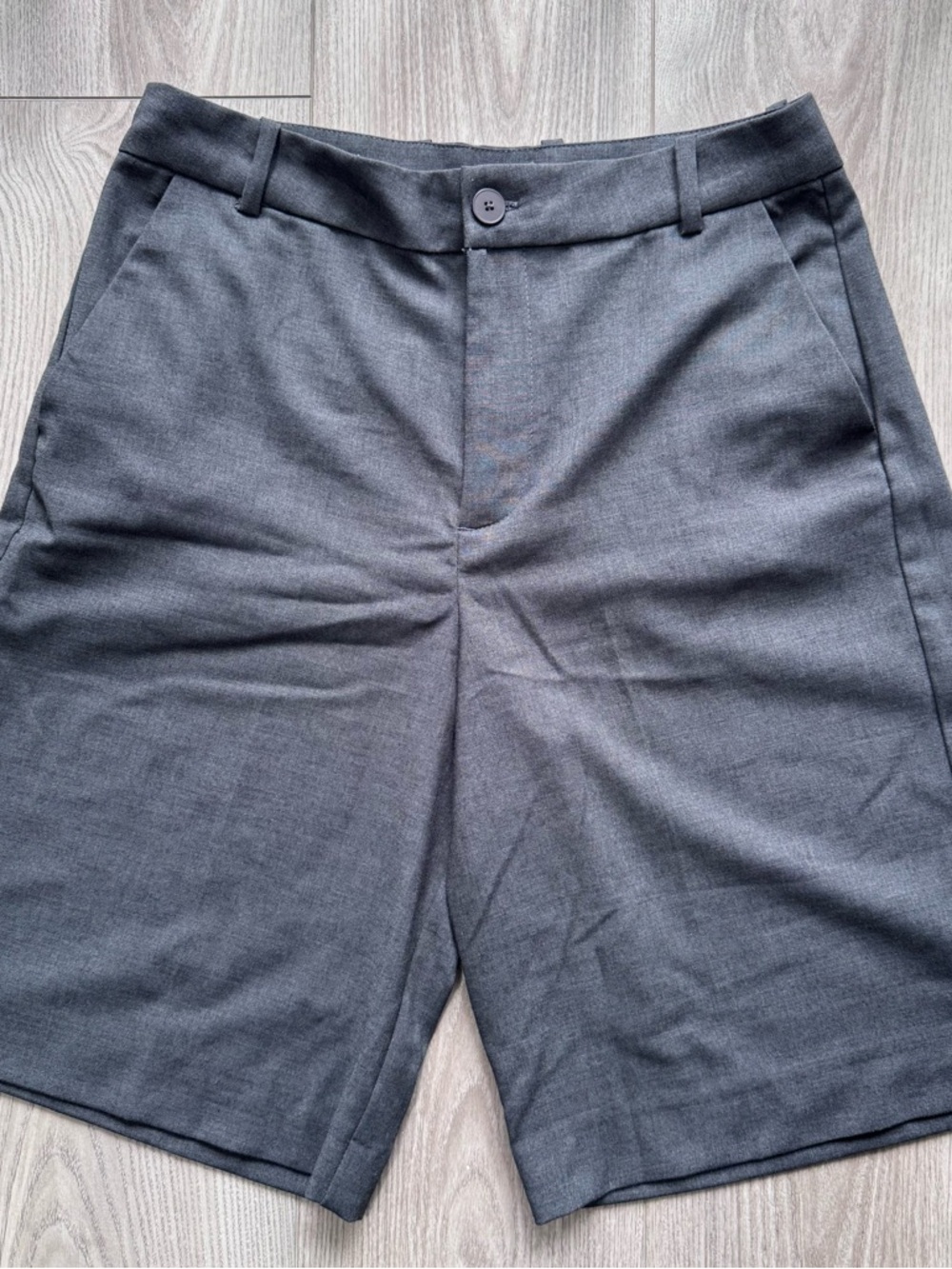 Zara Men's Dark Gray Flat-Front Tailored Shorts
